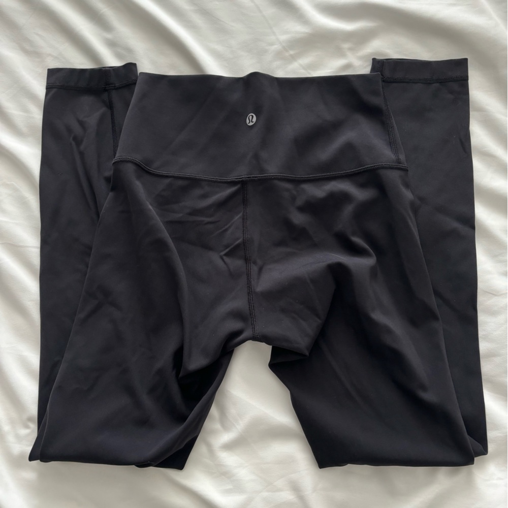 Black Lululemon Leggins. 25 inches